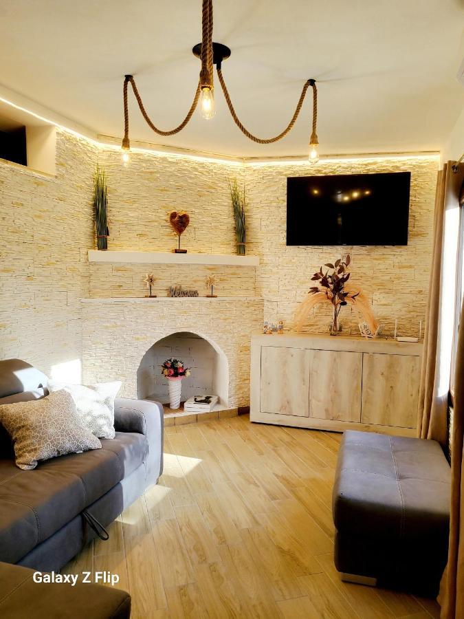 Villa Tore Куарту-Сант'Елена Екстер'єр фото